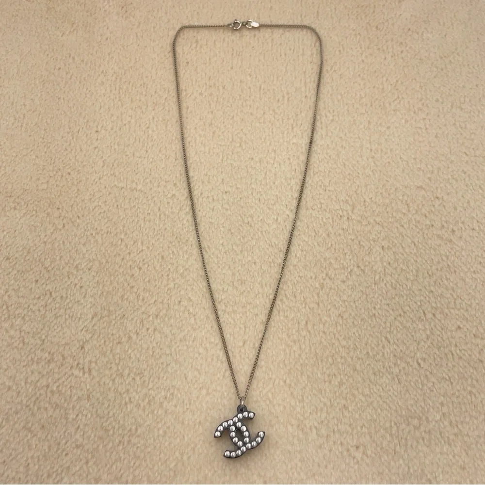 CHANEL CC NECKLACE